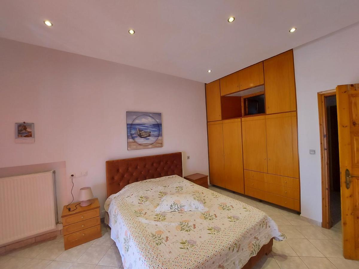 לוטראקי George'S Apartment מראה חיצוני תמונה